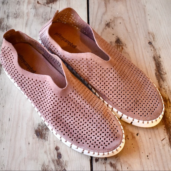 Jeffrey Campbell Shoes - Jeffery Campbell Pink Suede Slip on size 9.5